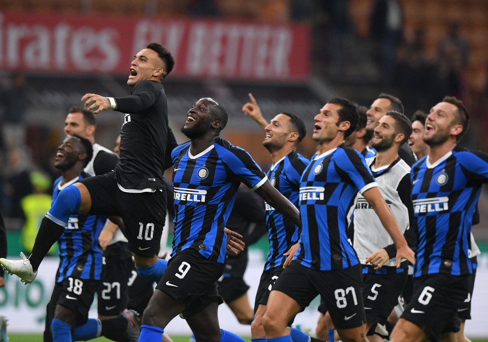 悬念十足！湖人打出一波10-0，步行者回敬11-0追到只差2分